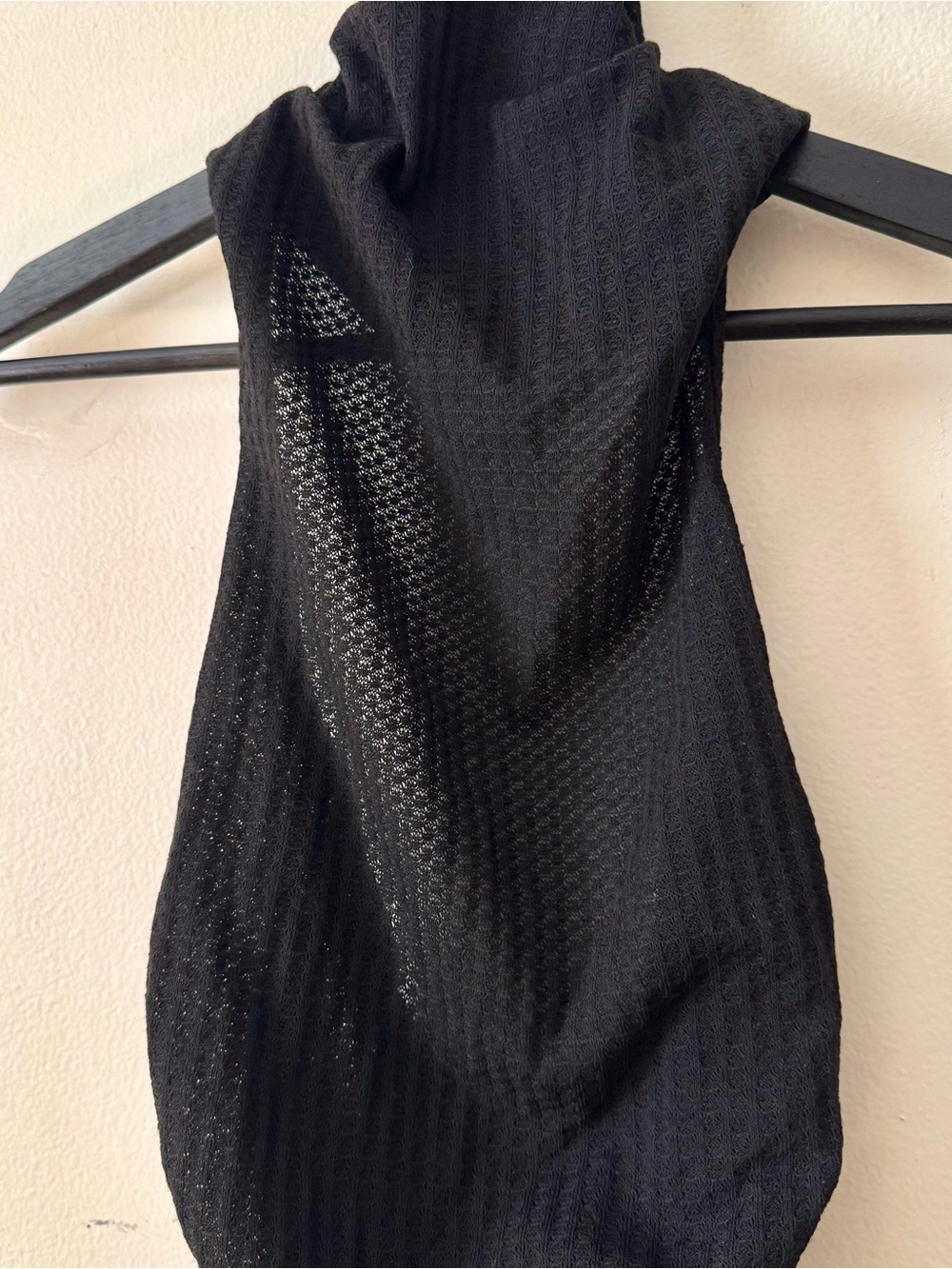 Black Sleeveless Knit Top - Women's